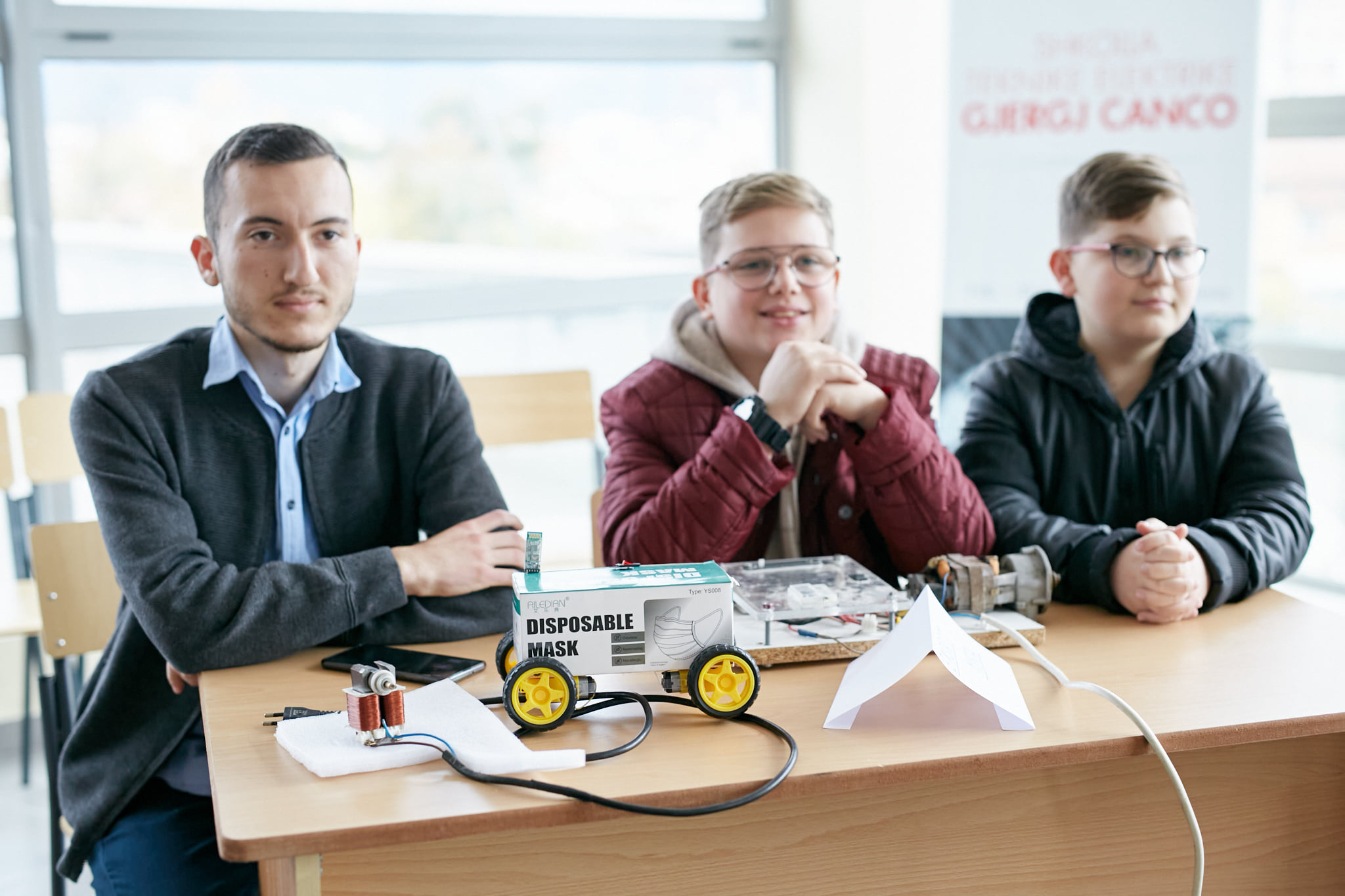 Elektronike